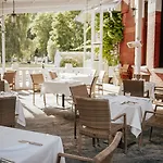 Hotel Ammende Restaurant&hotel 5*