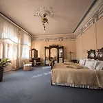 호텔 Ammende Restaurant And 5*