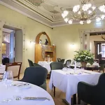 호텔 Ammende Restaurant And 5*
