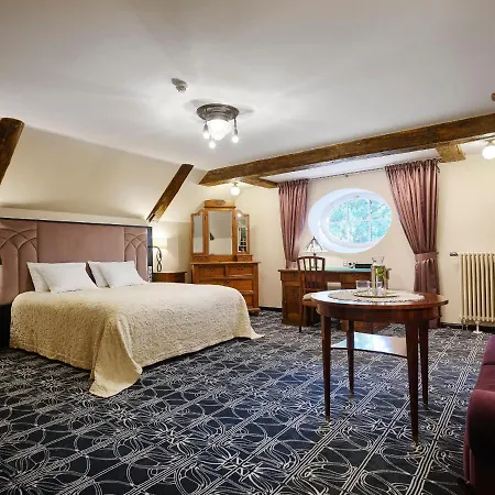 Hotel Ammende Restaurant And