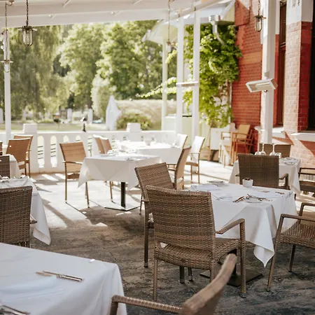 酒店 Ammende Restaurant And 5*
