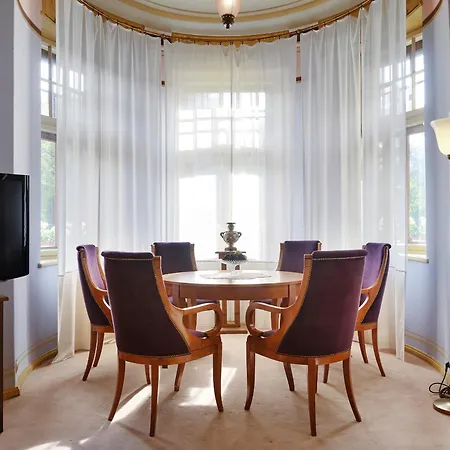 Ammende Restaurant And 5* Pärnu