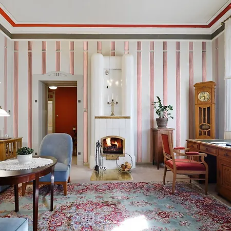 Ammende Restaurant And