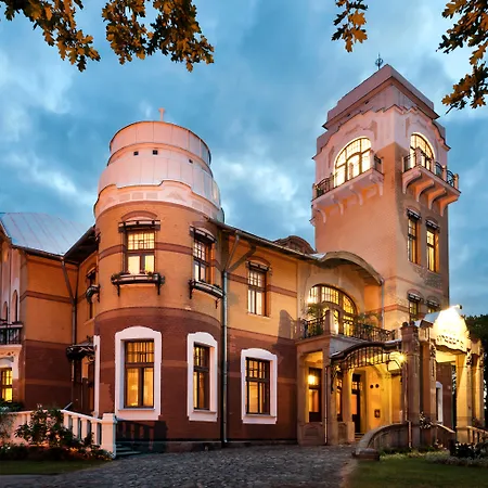 Hotel Ammende Restaurant And