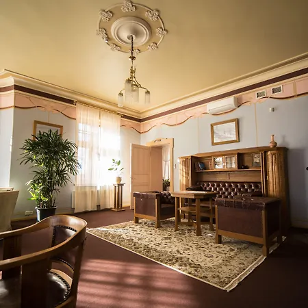 酒店 Ammende Restaurant And 派尔努