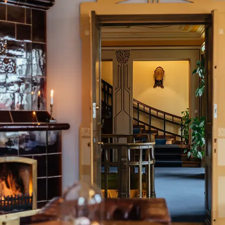 Ammende Restaurant And Hotell