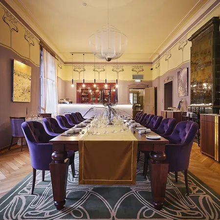 Ammende Restaurant And 5* Pärnu