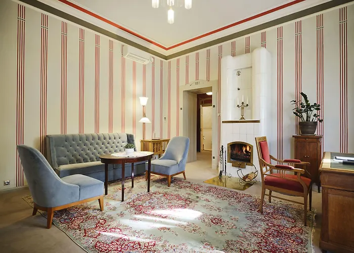 Hotel Ammende Restaurant And 5*